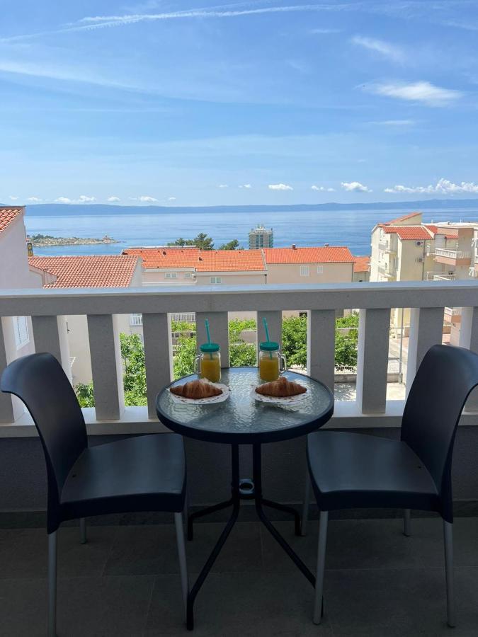 Apartments Villa Nova With Pool Makarska Buitenkant foto
